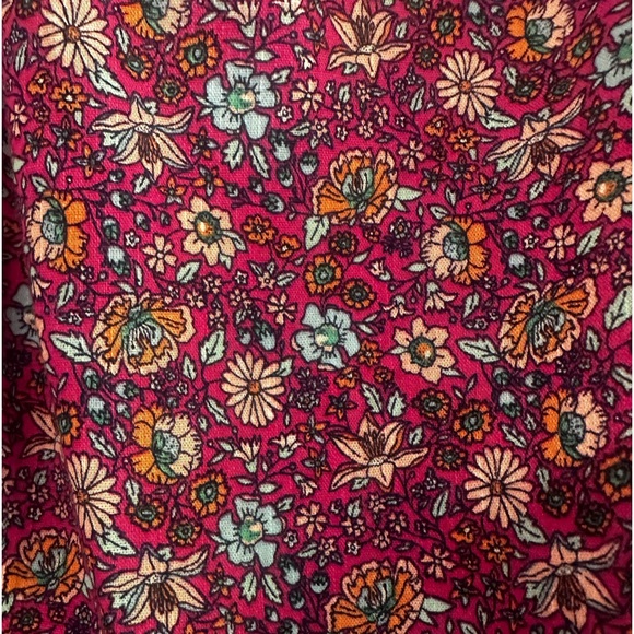 St. John's Bay Plus Womens Split Crew Neck
Short Sleeve Blouse - Picture 5 of 8